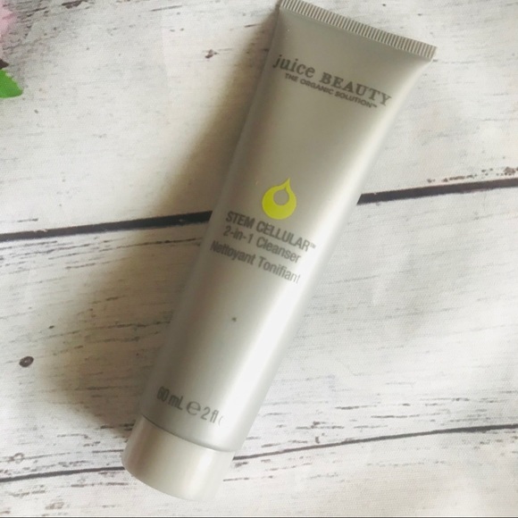 Juice Beauty STEM CELLULAR Cleanser & wash cloth - Picture 2 of 3